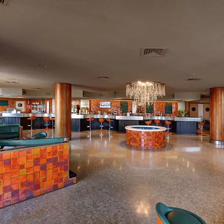 Rey Sancho Ramirez Hotel