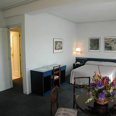 Rey Sancho Ramirez Somontano Sl Szálloda Barbastro