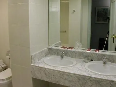 Szálloda Rey Sancho Ramirez Somontano Sl 3*