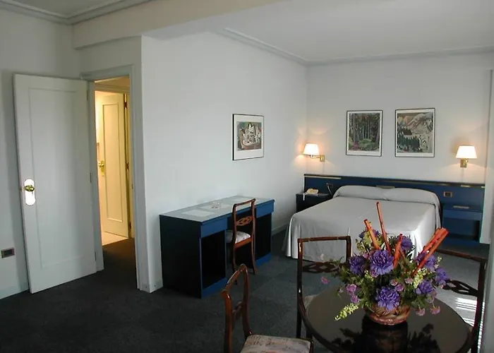 Rey Sancho Ramirez Somontano Sl Hotel Barbastro